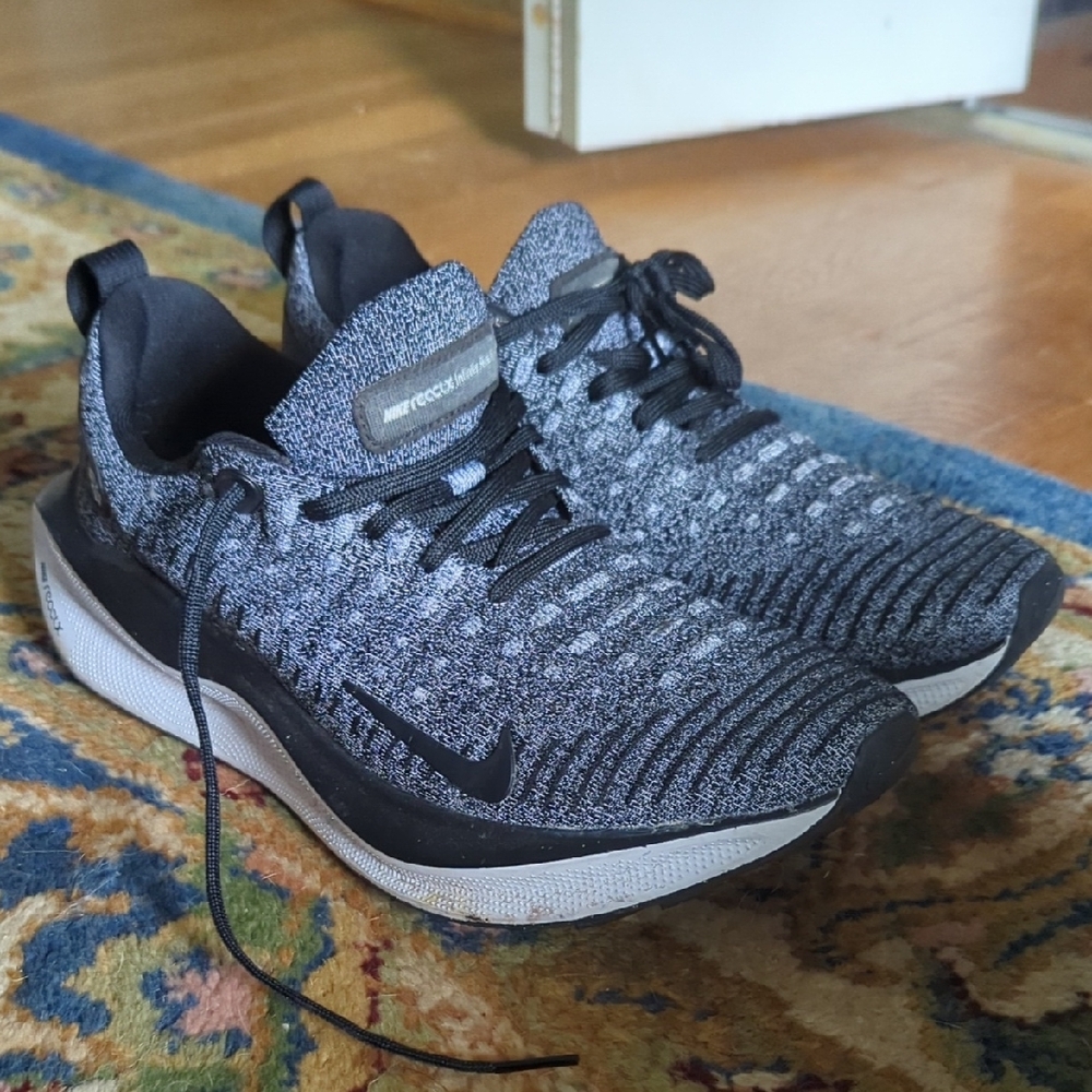 Nike Black and White Knit Running Shoes